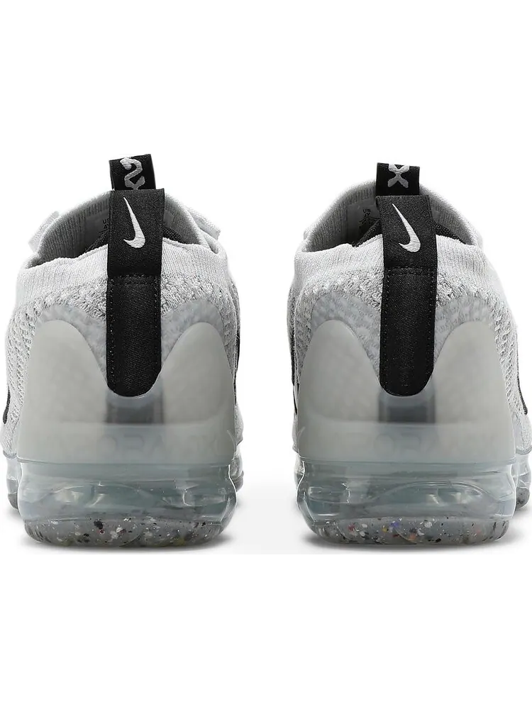 Кроссовки Nike Air VaporMax 2021 Flyknit GS 'White Metallic Silver' — изображение 6 из 8, белый