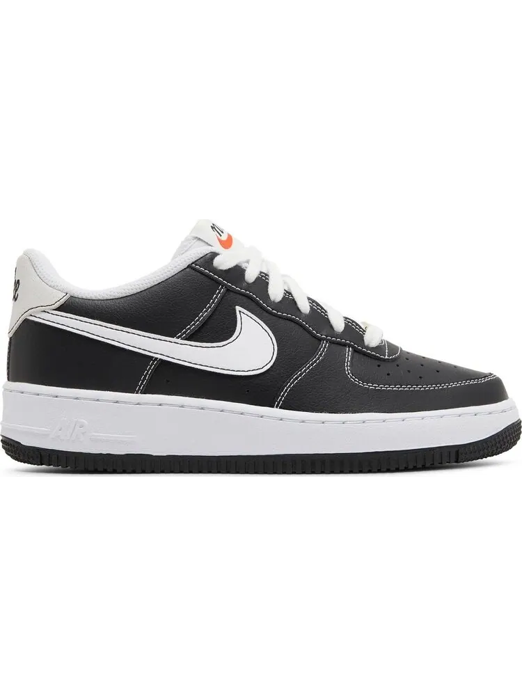 Кроссовки Nike Air Force 1 S50 GS 'Black White' — изображение 1 из 8, черный
