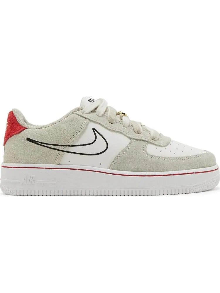 Кроссовки Nike Air Force 1 LV8 S50 GS 'Light Stone University Red' — изображение 1 из 8, бежевый