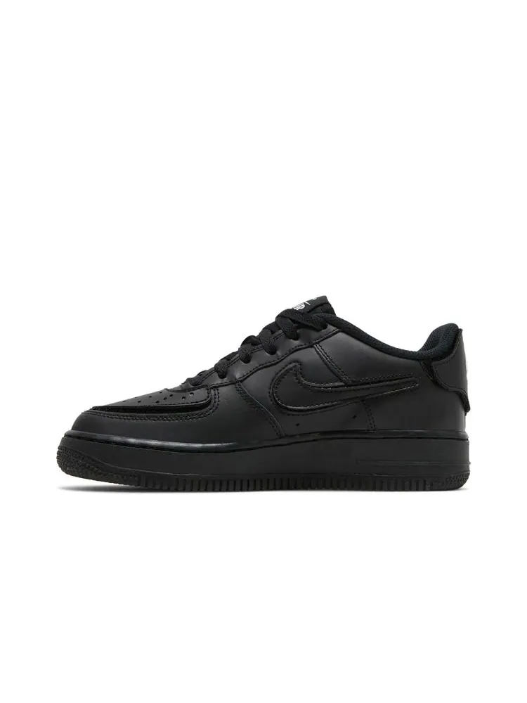 Кроссовки Air Force 1/1 GS 'Black Bright Crimson' — изображение 3 из 8, черный яркий