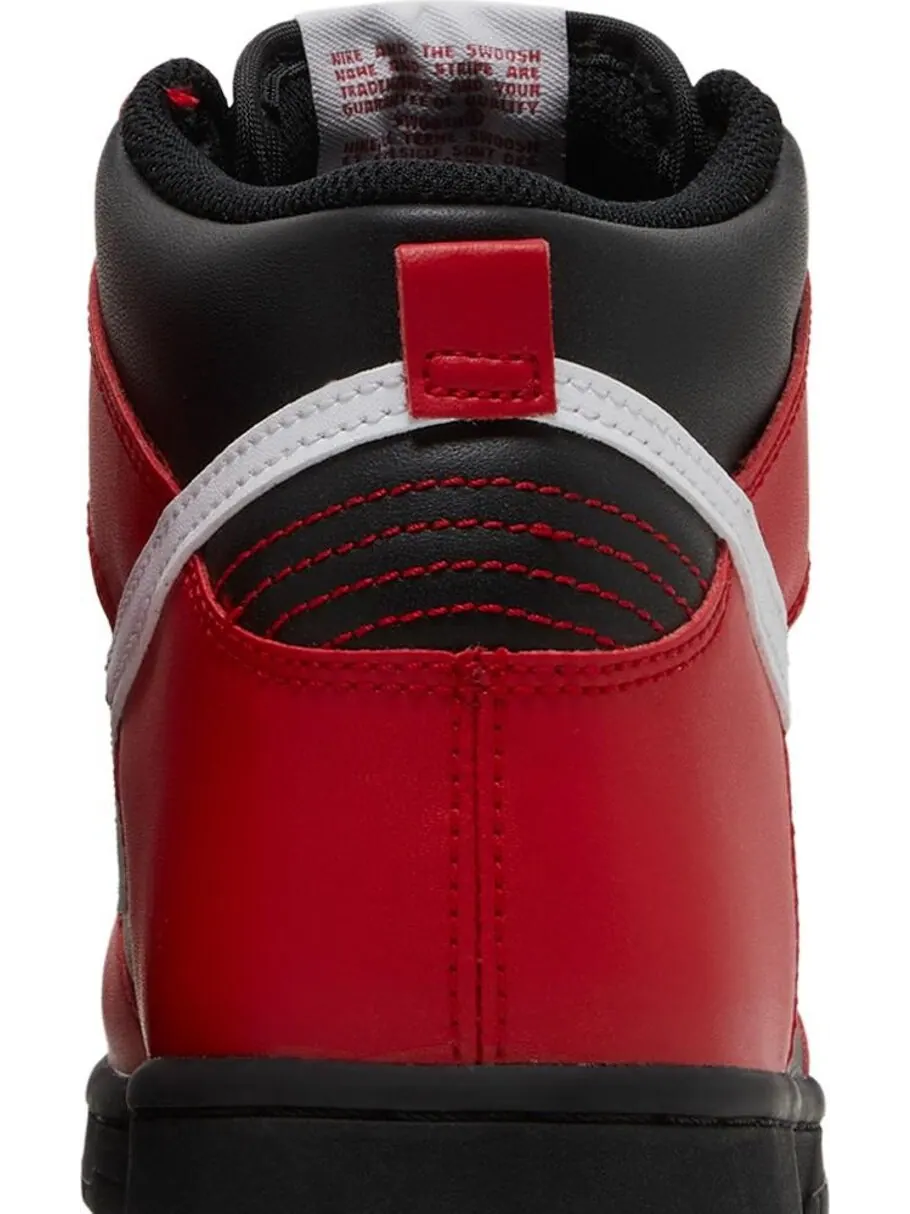 Кроссовки Nike Dunk High GS 'Black University Red' — изображение 7 из 8, красный