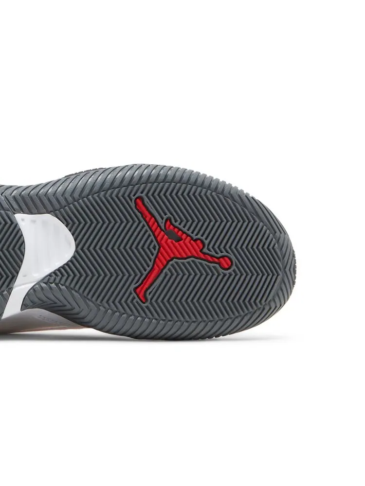 Кроссовки Jordan Stay Loyal 'White Light Graphite' — изображение 5 из 8, белый светлый графитовый
