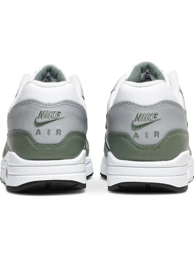 Кроссовки Nike Air Max 1 Premium 'Spiral Sage' — изображение 6 из 8, зеленый
