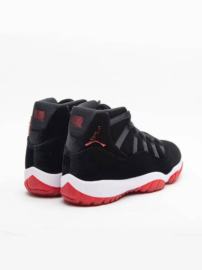 Кроссовки женские Air Jordan 11 Retro 'Bred Velvet' — изображение 5 из 10, черный/красный