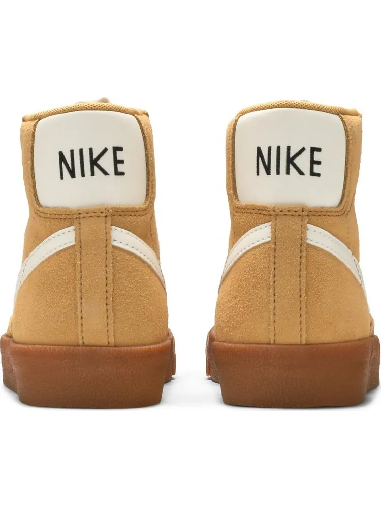 Кроссовки Nike Wmns Blazer Mid '77 'Twine' — изображение 6 из 8, загар