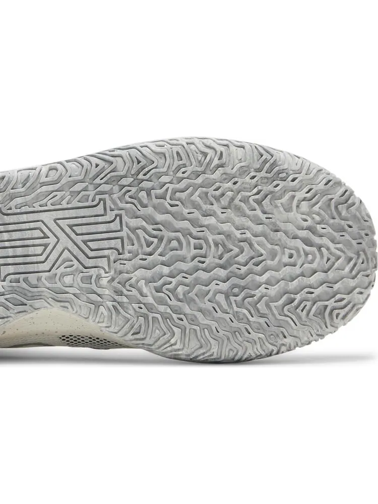 Кроссовки Nike Kyrie 7 SE GS 'Chip' — изображение 5 из 8, серый