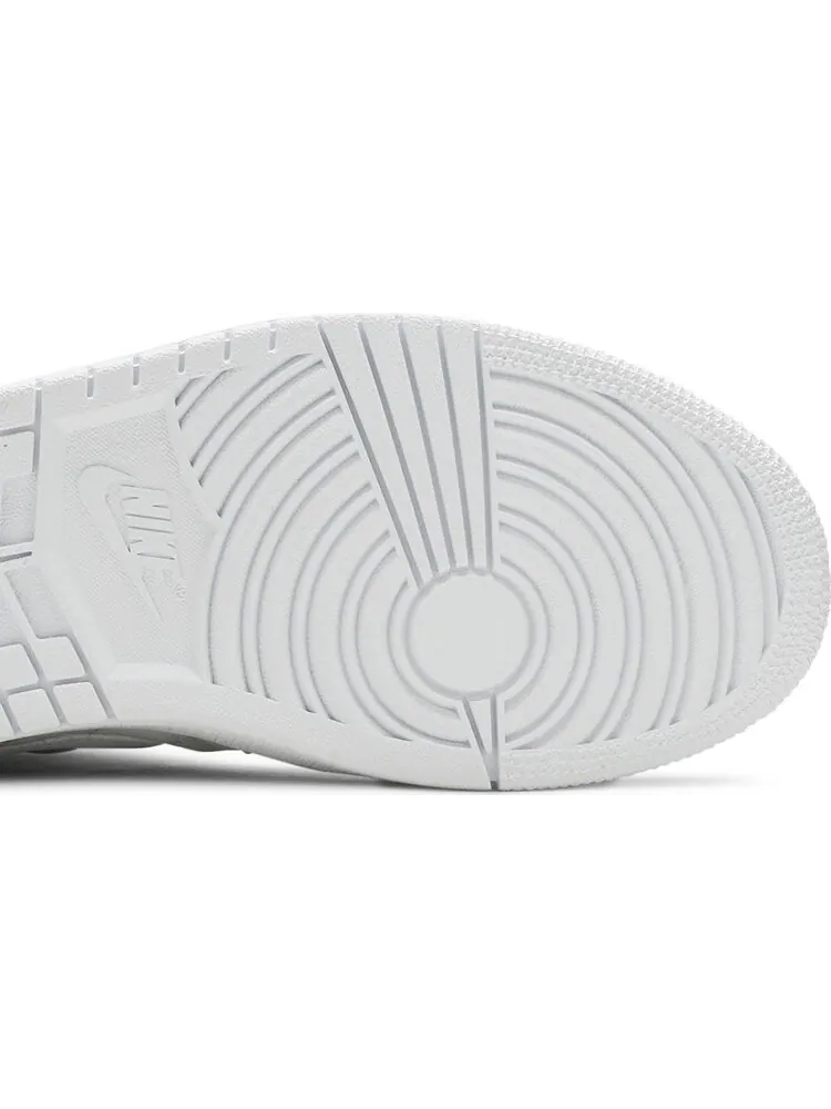 Кроссовки Wmns Air Jordan 1 Mid SE White Quilted — изображение 5 из 8, белый