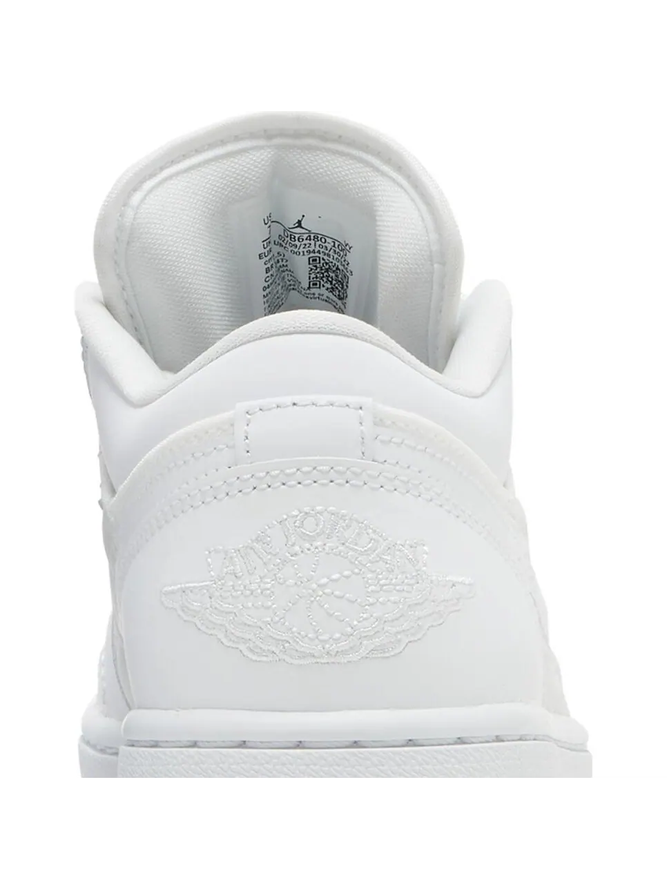 Кроссовки Wmns Air Jordan 1 Low 'Triple White Quilted' — изображение 4 из 8, белый