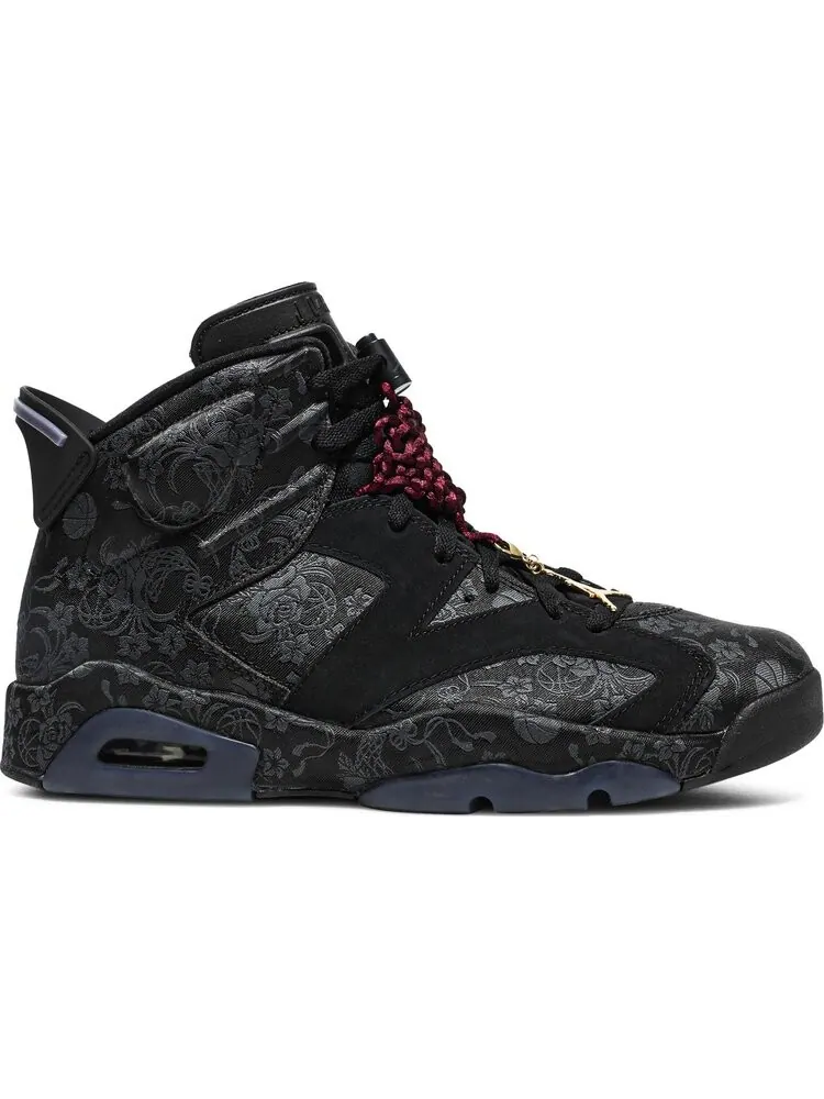 Кроссовки Wmns Air Jordan 6 Retro Singles Day — изображение 1 из 8, черный