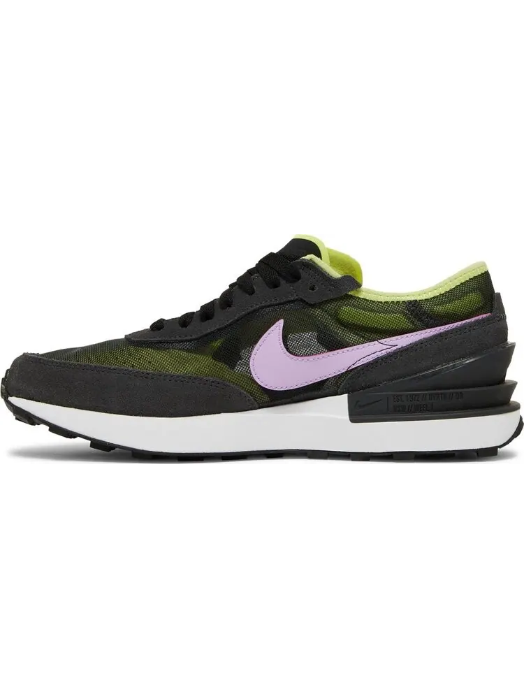 Кроссовки Nike Waffle One GS 'Light Lemon Twist Lilac' — изображение 3 из 8, черный