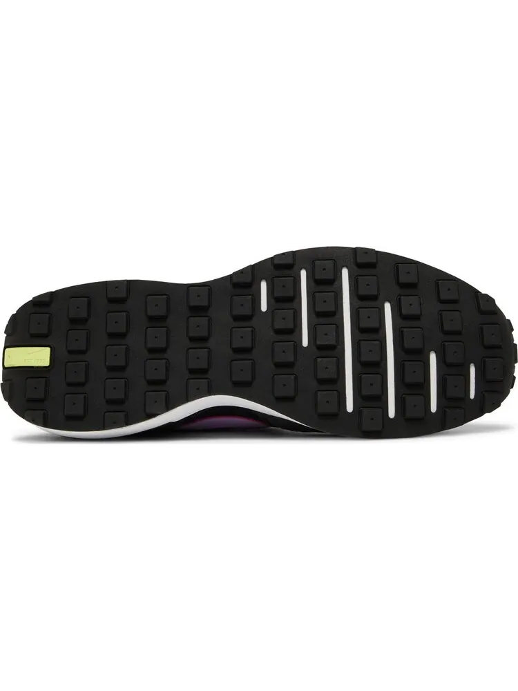 Кроссовки Nike Waffle One GS 'Light Lemon Twist Lilac' — изображение 4 из 8, черный