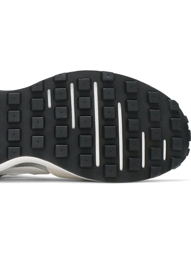 Кроссовки Nike Waffle One GS 'Summit White' — изображение 5 из 8, бежевый