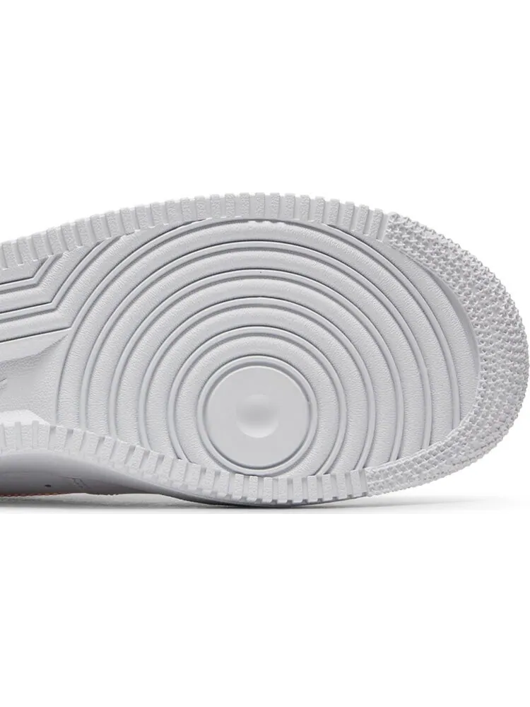 Кроссовки Nike Air Force 1 '07 LV8 'Have a Good Game' — изображение 5 из 8, белый