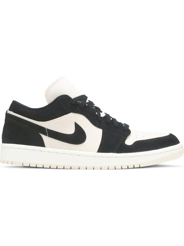 Кроссовки Wmns Air Jordan 1 Low Black Guava Ice — изображение 1 из 8, черный