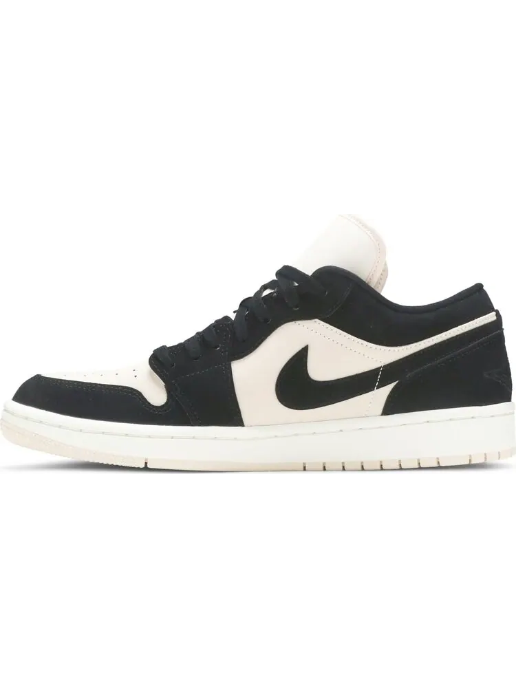 Кроссовки Wmns Air Jordan 1 Low Black Guava Ice — изображение 3 из 8, черный