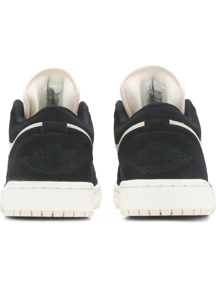 Кроссовки Wmns Air Jordan 1 Low Black Guava Ice — изображение 6 из 8, черный