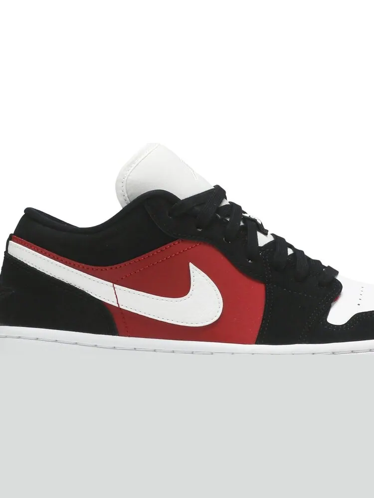 Кроссовки Wmns Air Jordan 1 Low Gym Red Black — изображение 2 из 8, красный