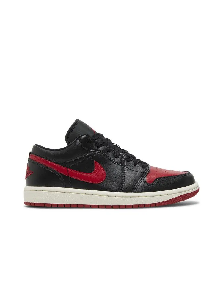 Кроссовки Air Jordan Wmns Air Jordan 1 Low 'Bred Sail' — изображение 2 из 9, черный/красный