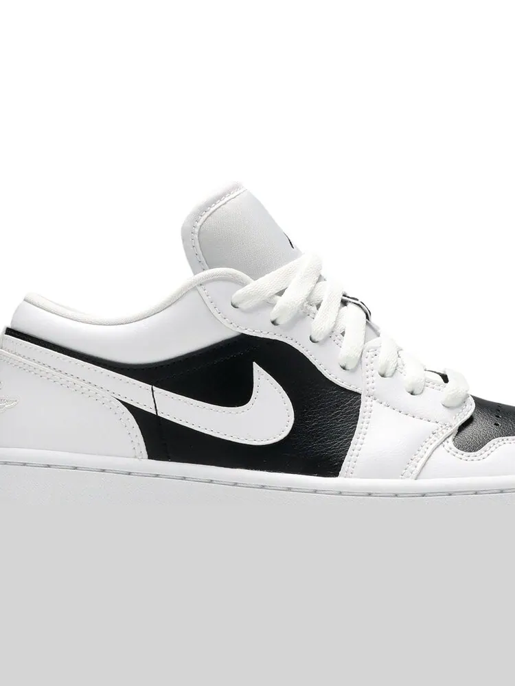 Кроссовки Wmns Air Jordan 1 Low Panda — изображение 2 из 8, белый