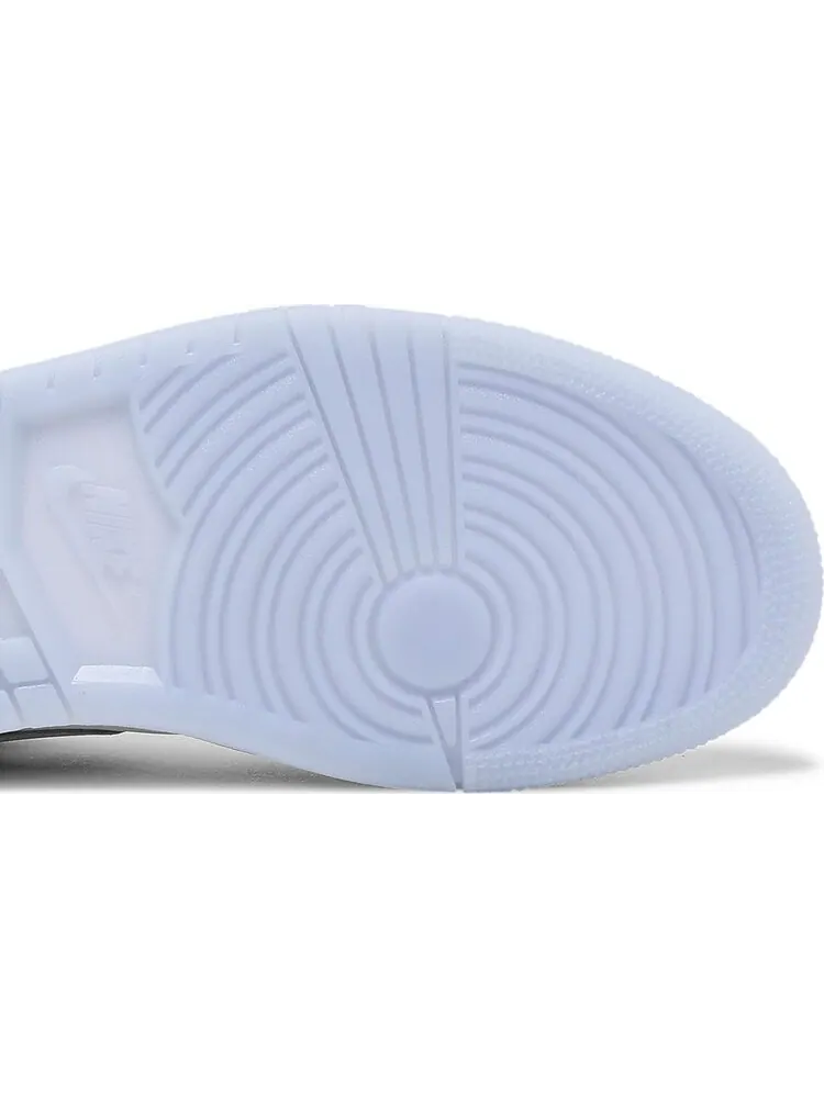Кроссовки Wmns Air Jordan 1 Low White Wolf Grey — изображение 5 из 8, белый
