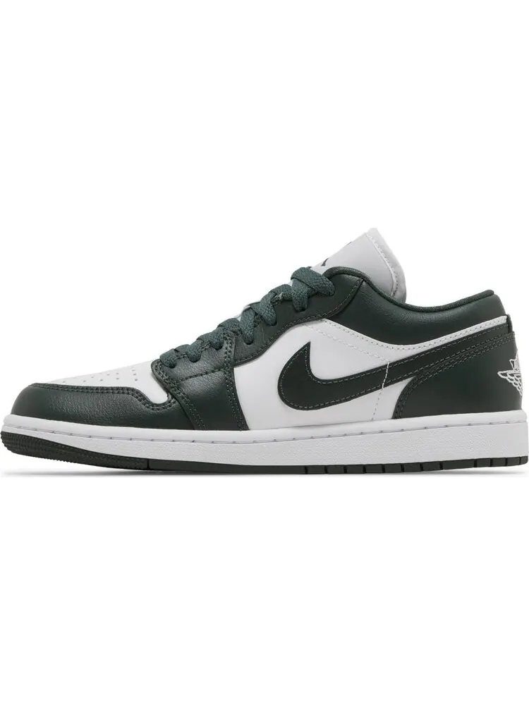 Кроссовки Wmns Air Jordan 1 Low 'Galactic Jade' — изображение 3 из 4, зеленый