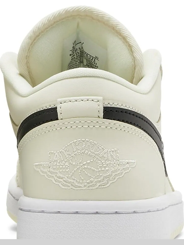 Кроссовки Wmns Air Jordan 1 Low Coconut Milk — изображение 7 из 8, бежевый