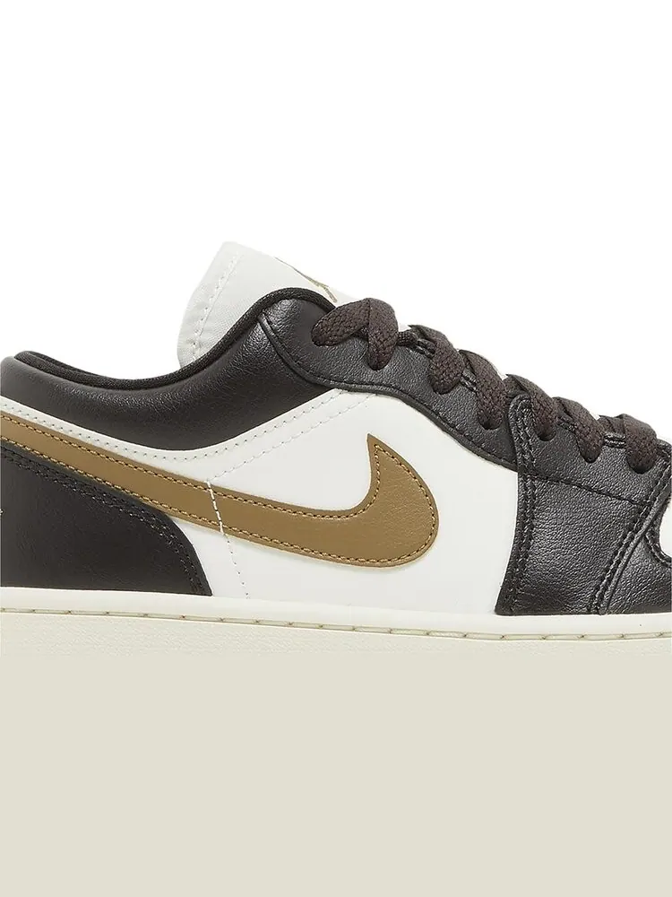 Кроссовки Wmns Air Jordan 1 Low 'Shadow Brown' — изображение 2 из 4, коричневый