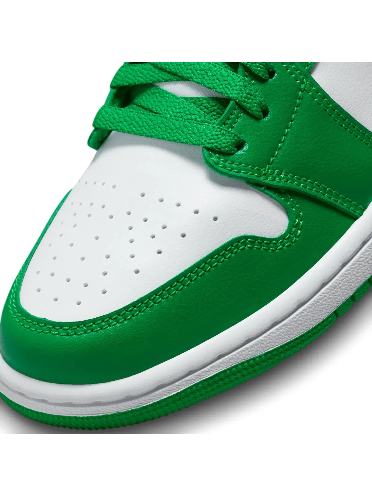 Кроссовки Air Jordan Wmns 1 Low 'Lucky Green' — изображение 7 из 8, зеленый