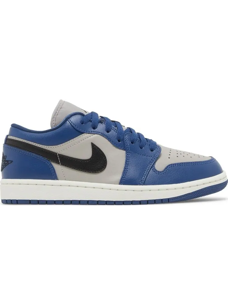 Кроссовки Wmns Air Jordan 1 Low 'French Blue' — изображение 1 из 4, синий