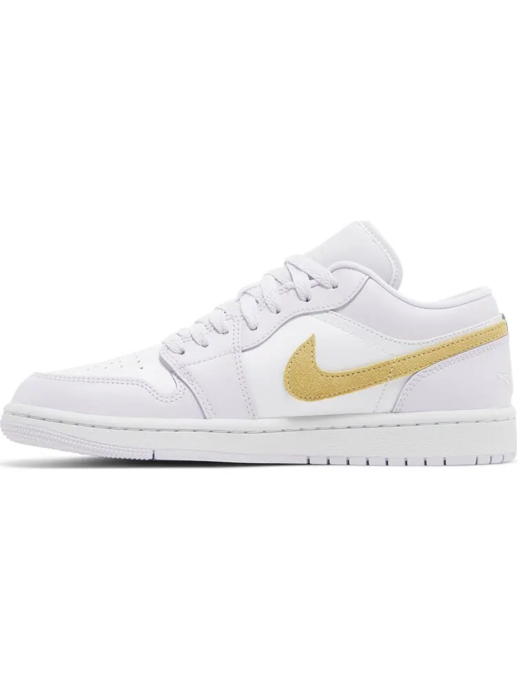 Кроссовки Wmns Air Jordan 1 Low 'Barely Grape' — изображение 6 из 7, фиолетовый
