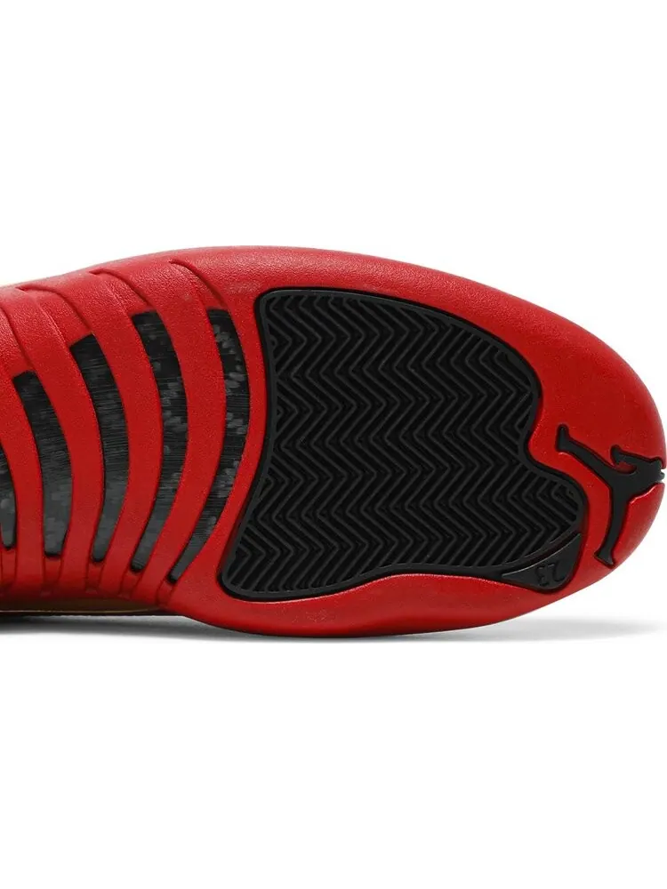 Кроссовки Air Jordan 12 Retro Low SE Super Bowl — изображение 5 из 8, красный