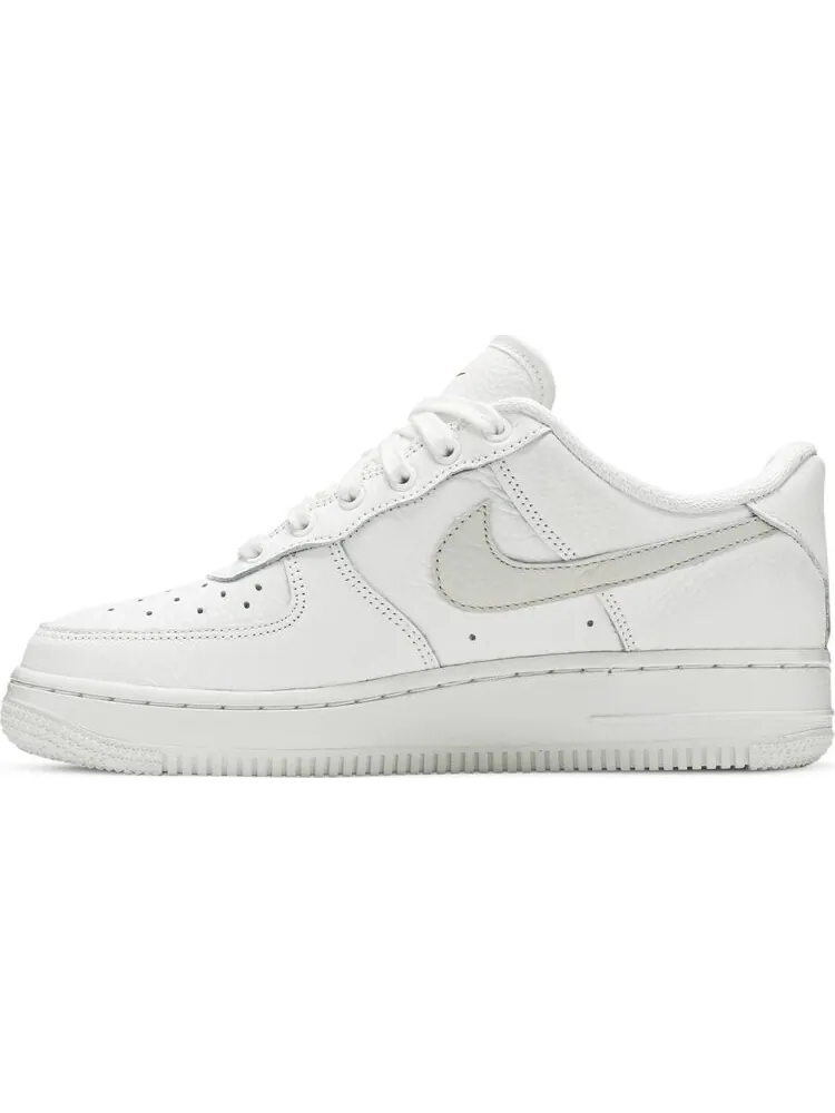 Кроссовки Nike Wmns Air Force 1 '07 'Light Bone' — изображение 3 из 8, белый