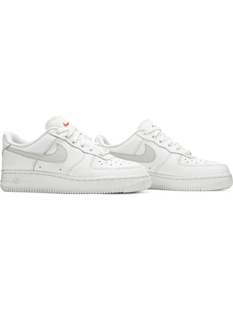 Кроссовки Nike Wmns Air Force 1 '07 'Light Bone' — изображение 8 из 8, белый