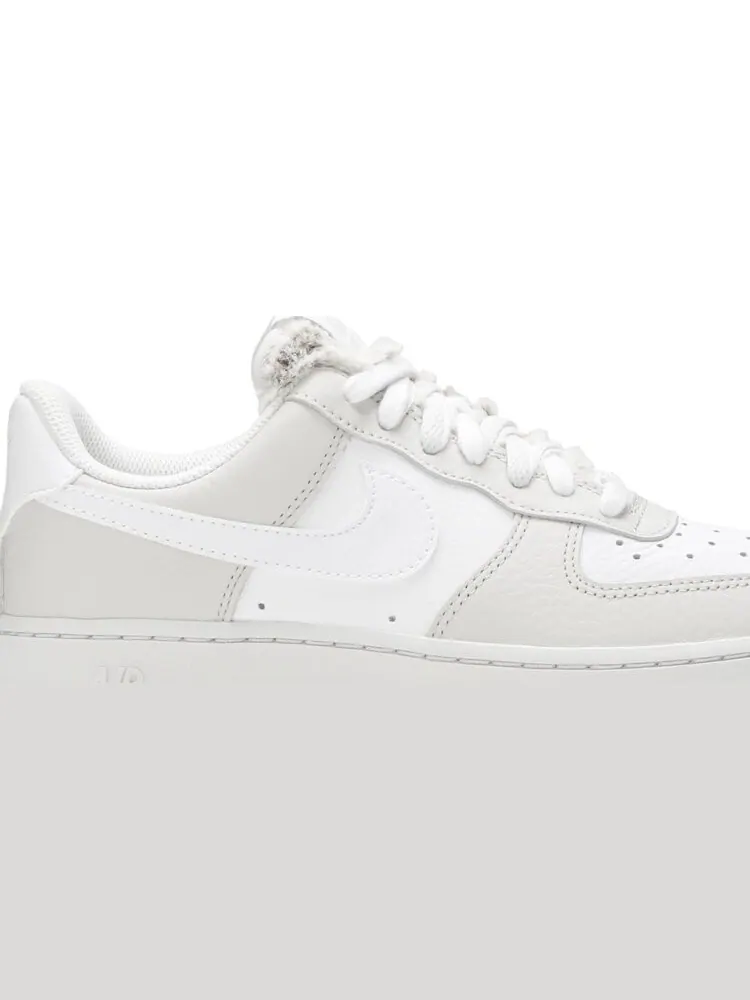 Кроссовки Nike Wmns Air Force 1 '07 Low 'Light Bone' — изображение 2 из 8, бежевый