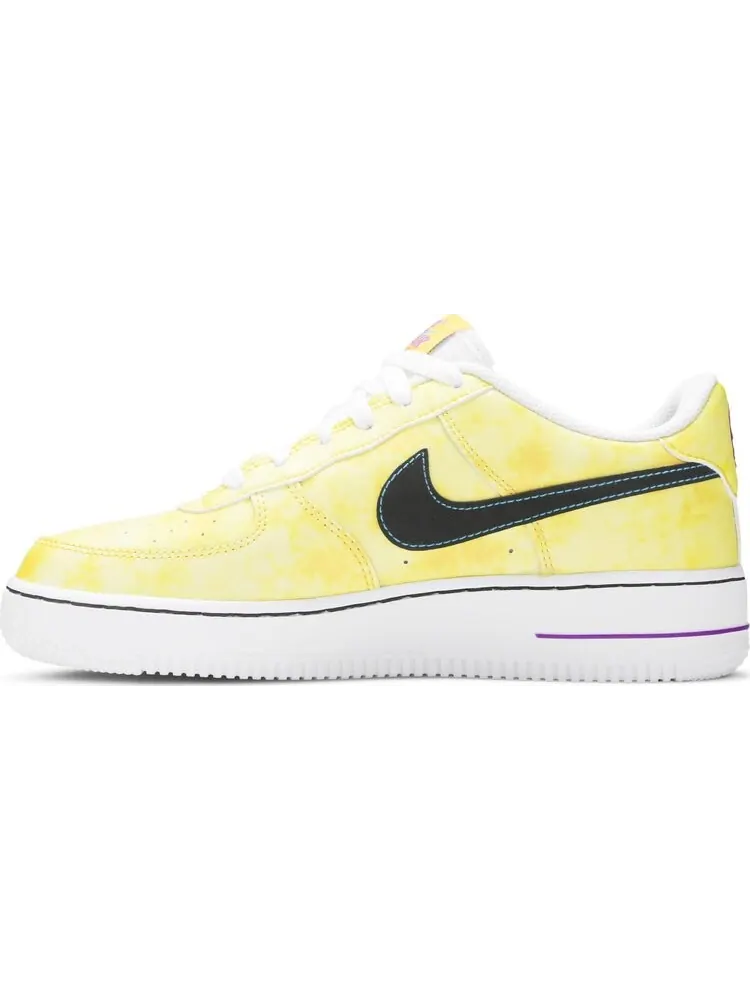 Кроссовки Nike Air Force 1 '07 LV8 'Peace, Love, and Basketball' — изображение 3 из 8, желтый