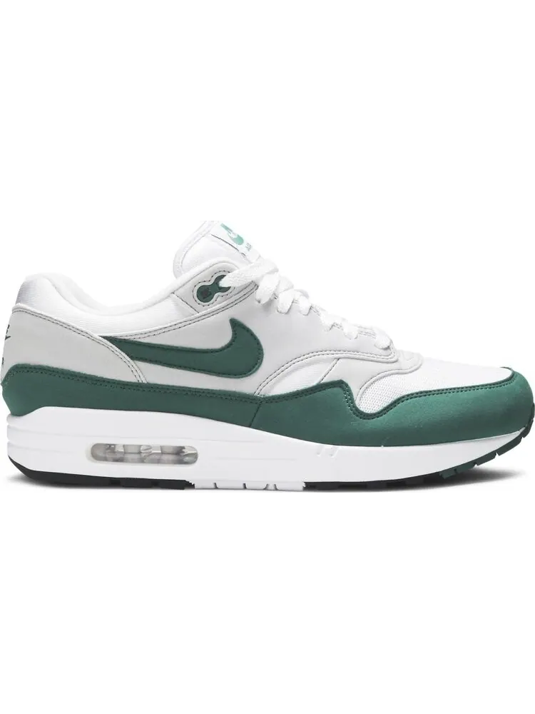 Кроссовки Nike Air Max 1 'Evergreen' — изображение 1 из 8, зеленый