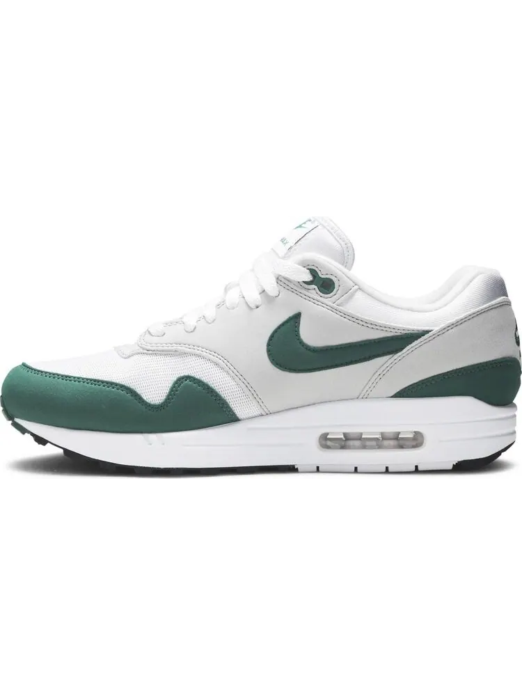 Кроссовки Nike Air Max 1 'Evergreen' — изображение 3 из 8, зеленый