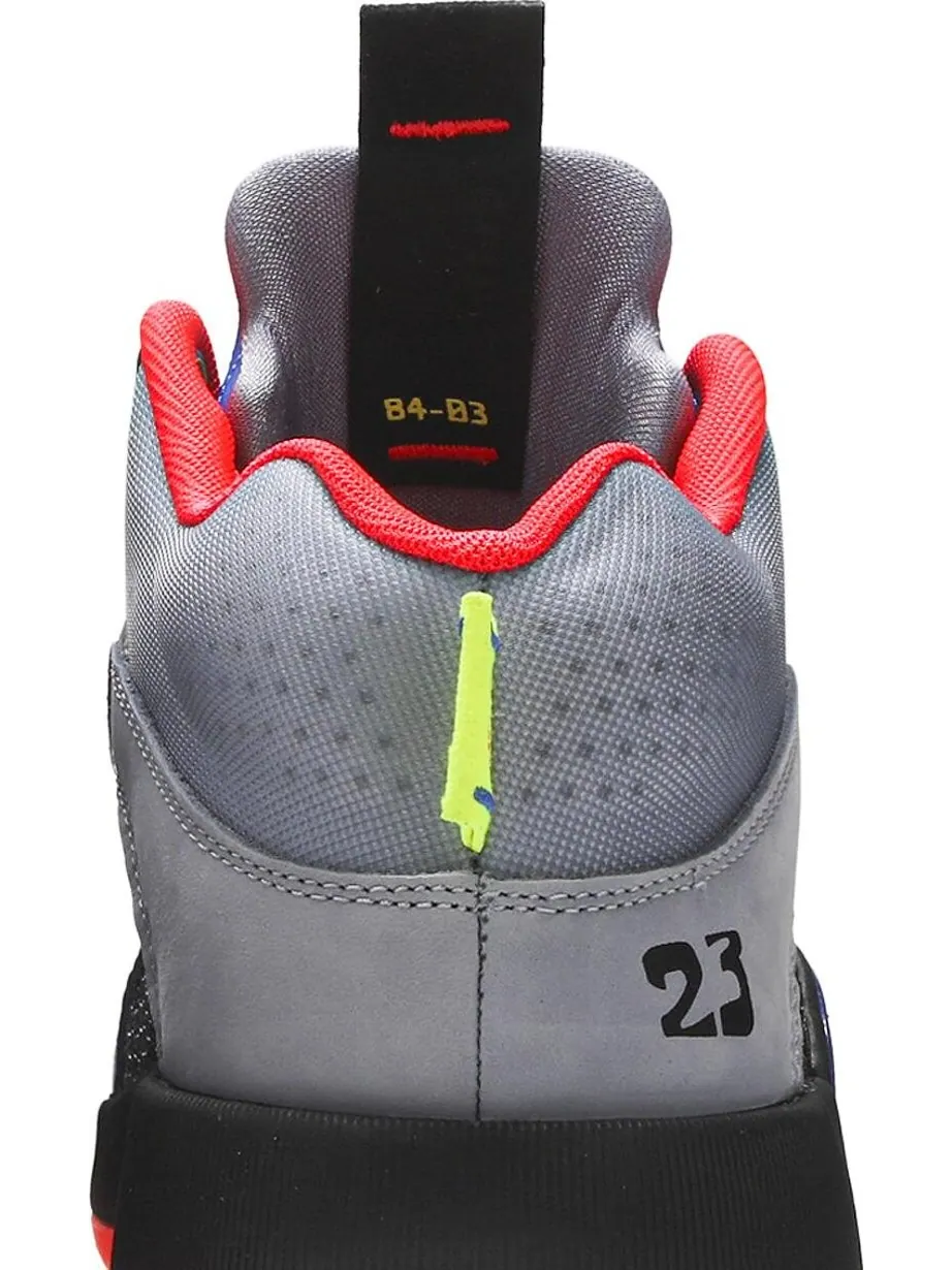 Кроссовки Air Jordan 35 Center Of Gravity — изображение 7 из 8, серый