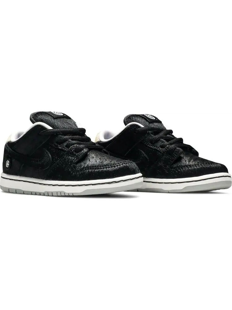 Кроссовки Nike Medicom Toy x Dunk Low SB TD 'BE@RBRICK' — изображение 8 из 8, черный