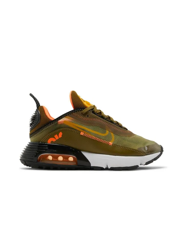 Кроссовки Nike Wmns Air Max 2090 'Olive Flak' — изображение 2 из 9
