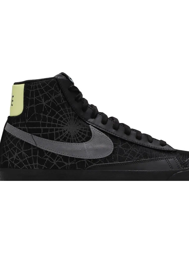 Кроссовки Nike Blazer Mid '77 'Spider Web' — изображение 2 из 8, черный