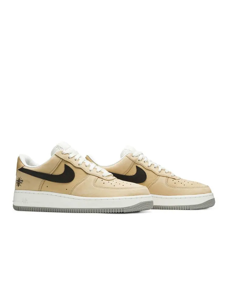 Кроссовки Nike Air Force 1 Low 'Manchester Bee' — изображение 9 из 9, желто-коричневый
