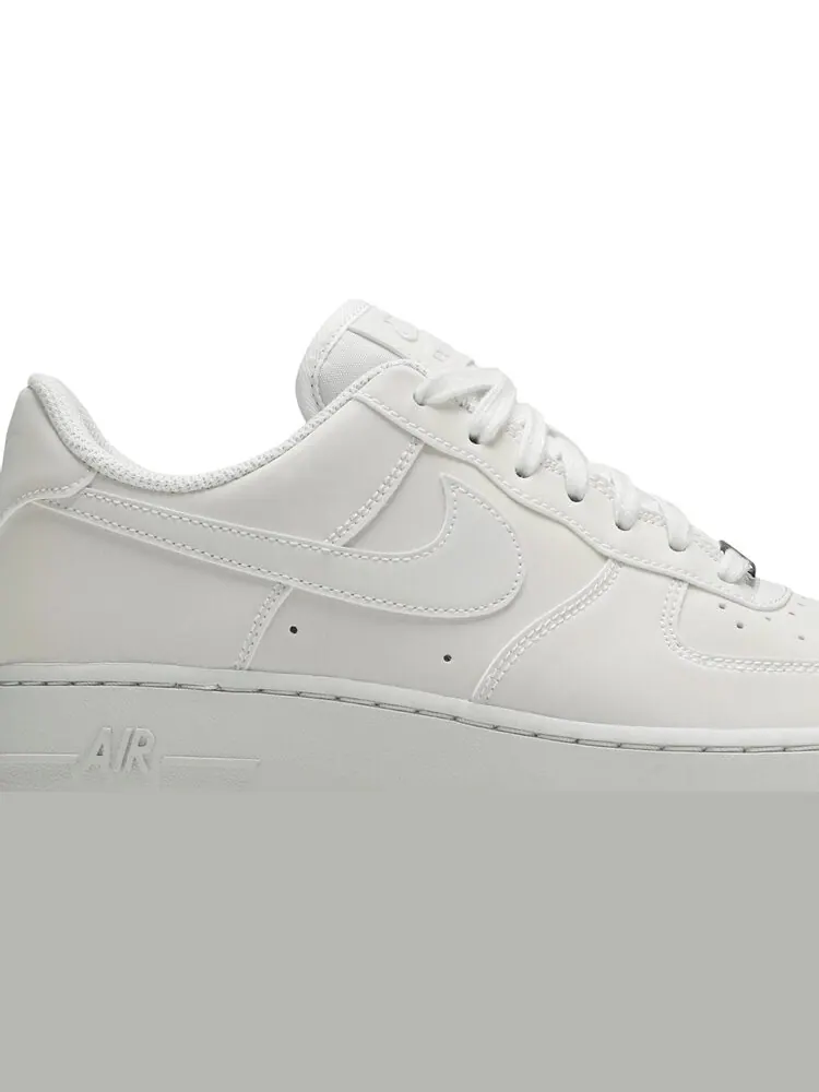 Кроссовки Nike Wmns Air Force 1 '07 'Reflective' — изображение 2 из 8, белый
