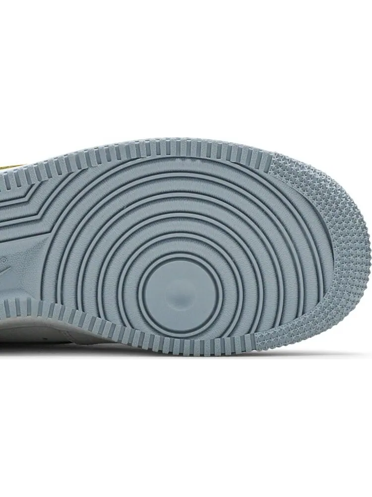 Кроссовки Nike Air Force 1 '07 LV8 'Be Kind' — изображение 5 из 8, белый