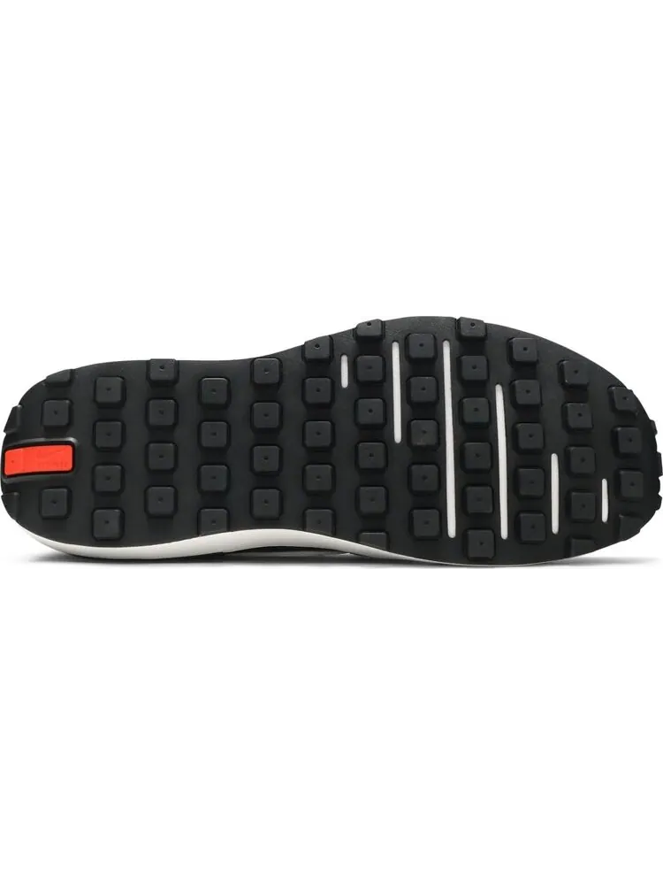 Кроссовки Nike Wmns Waffle One 'Black White' — изображение 4 из 8, черный