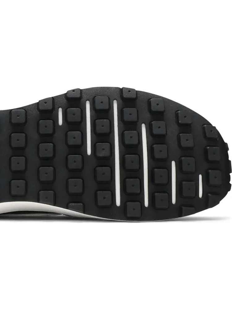 Кроссовки Nike Wmns Waffle One 'Black White' — изображение 5 из 8, черный