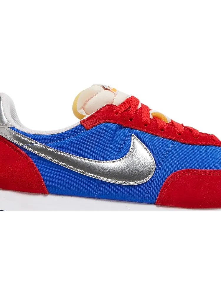 Кроссовки Nike Waffle Trainer 2 SP 'Hyper Royal University Red' — изображение 2 из 8, синий