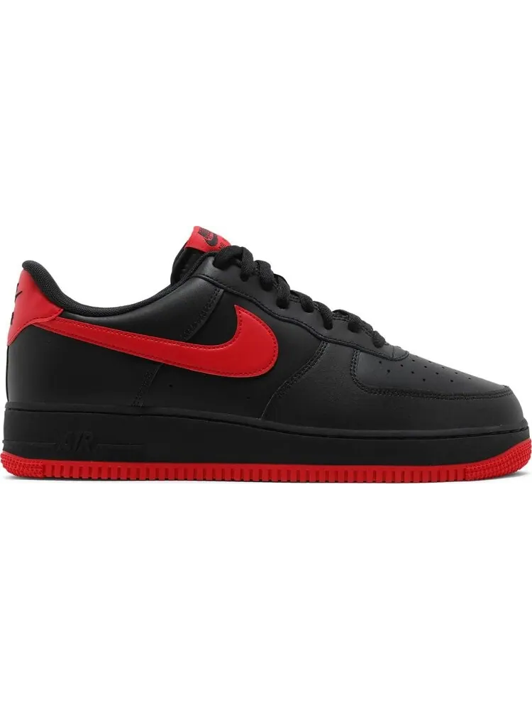 Кроссовки Nike Air Force 1 Low 'Bred' — изображение 1 из 8, черный