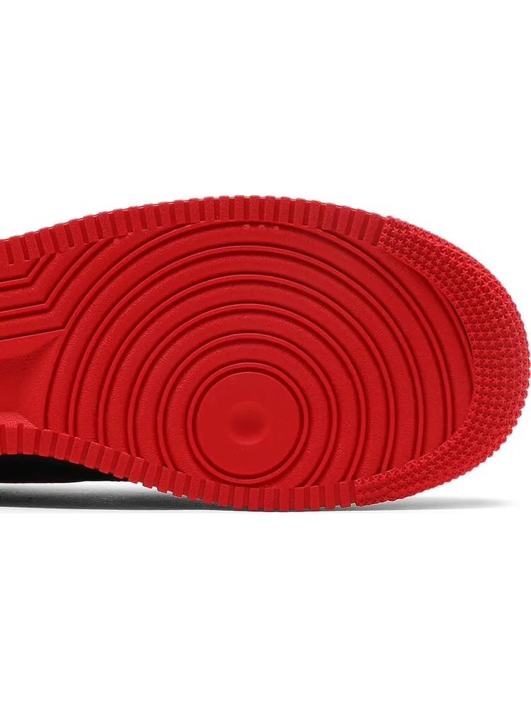 Кроссовки Nike Air Force 1 Low 'Bred' — изображение 5 из 8, черный