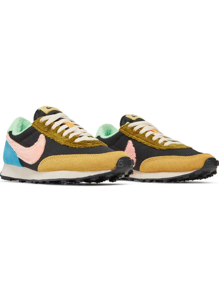 Кроссовки Nike Wmns Daybreak 'Fur Pack - Guava Ice Atomic Pink' — изображение 2 из 6, черный